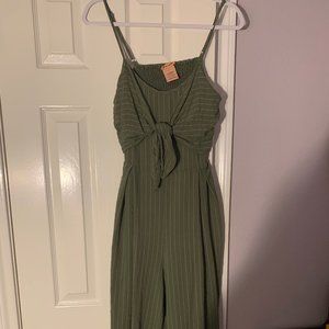 Very Cute Green Jumpsuit!